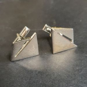 Silvertone cufflinks